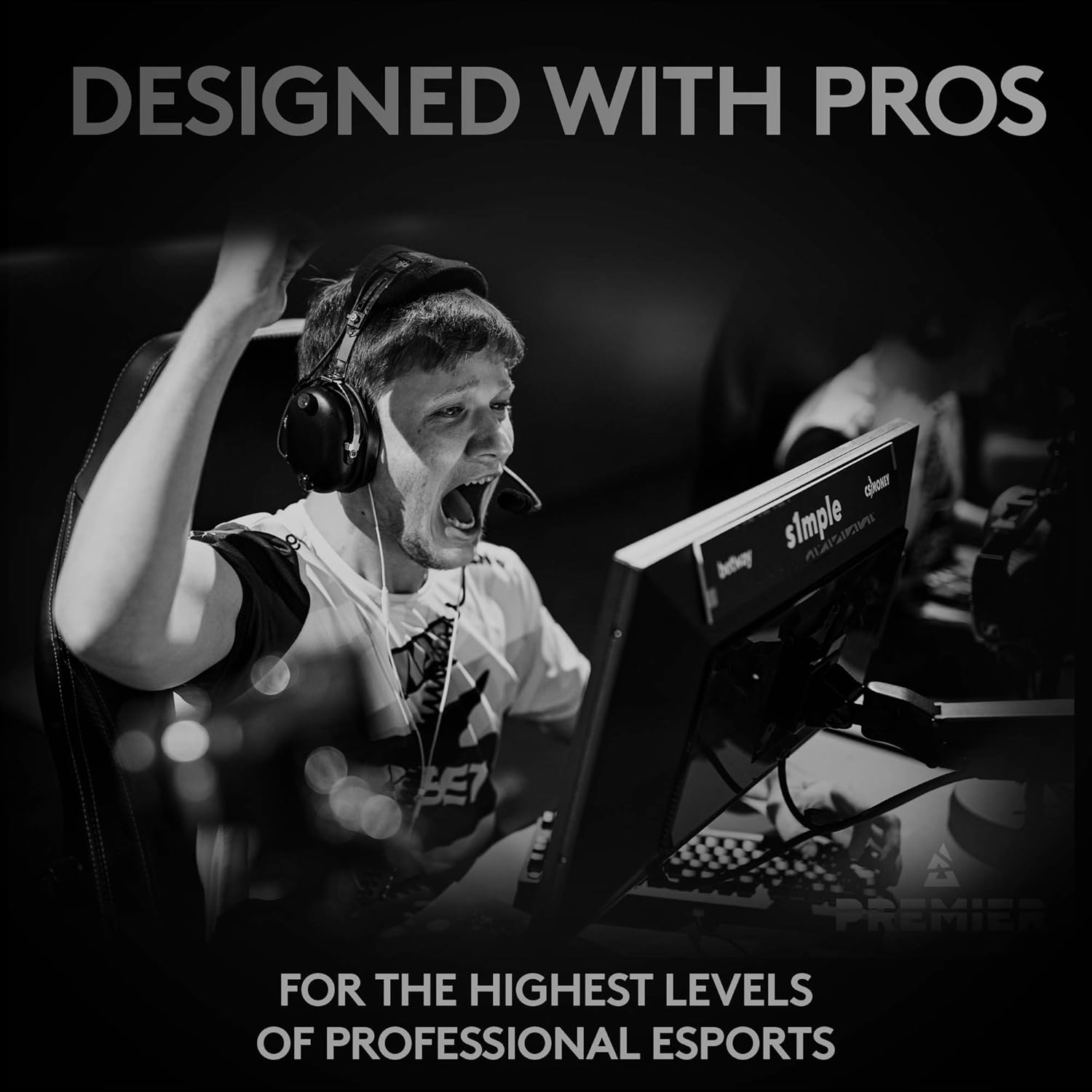 Logitech G PRO X Superlight / Hero 25K Sensor, Adj DPI 25.6K DPI, 5 Programmable Buttons Wireless Optical Gaming Mouse