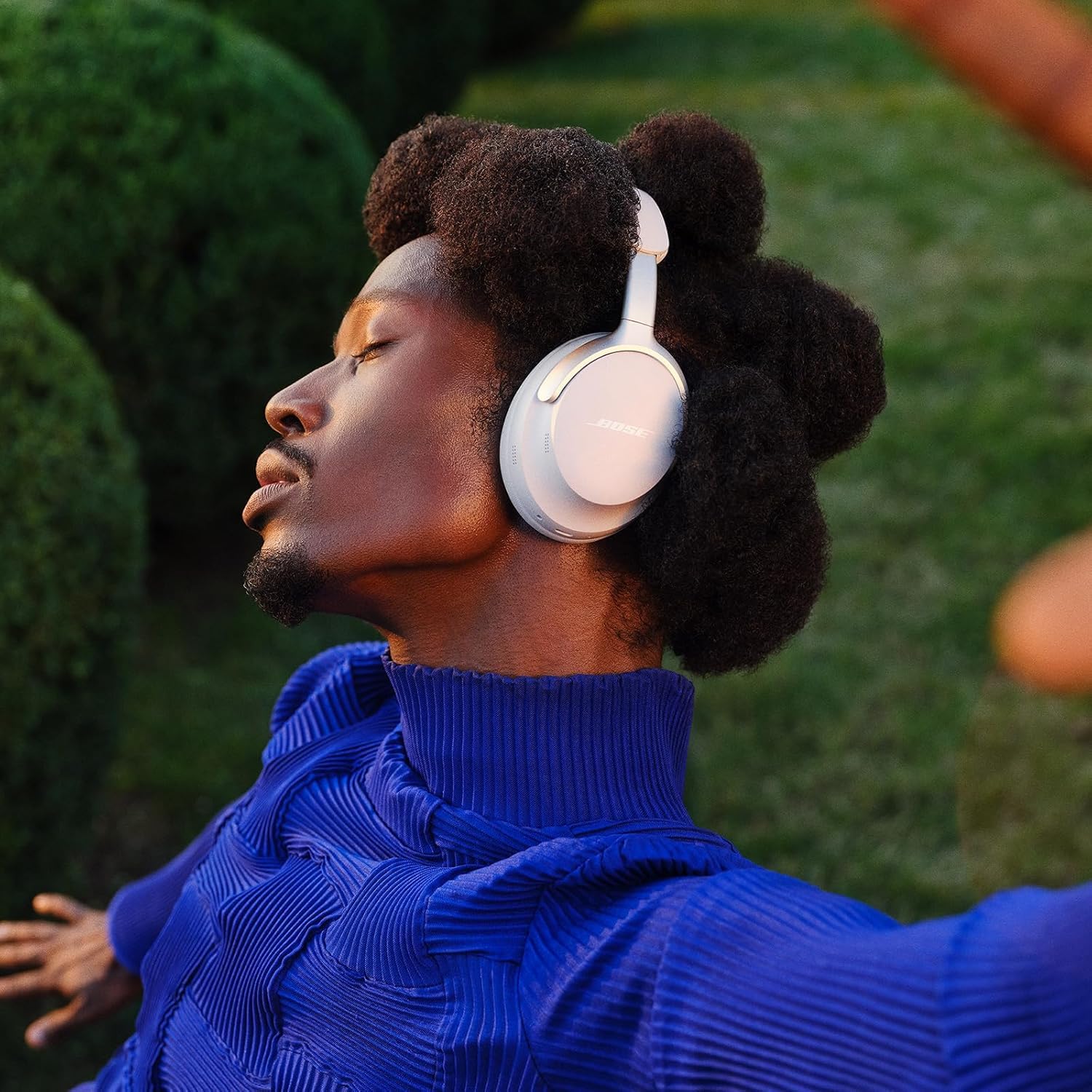 Bose NEW QuietComfort Ultra Wireless Noise Cancelling Headphones with Spatial Audio Bluetooth Headphones