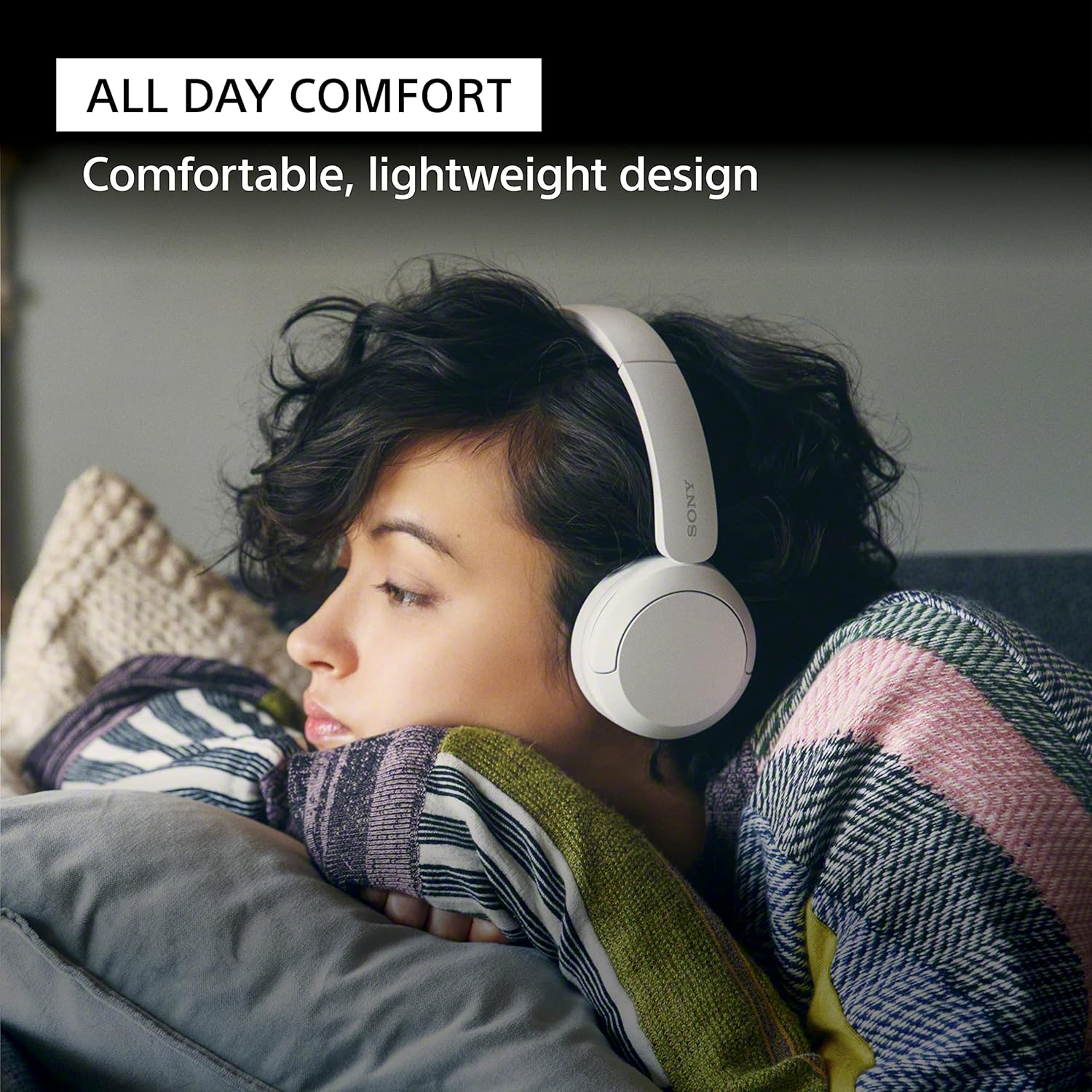 SONY WH-CH520 with 50 Hrs Playtime, DSEE Upscale, Multipoint Connection/Dual Pairing Bluetooth