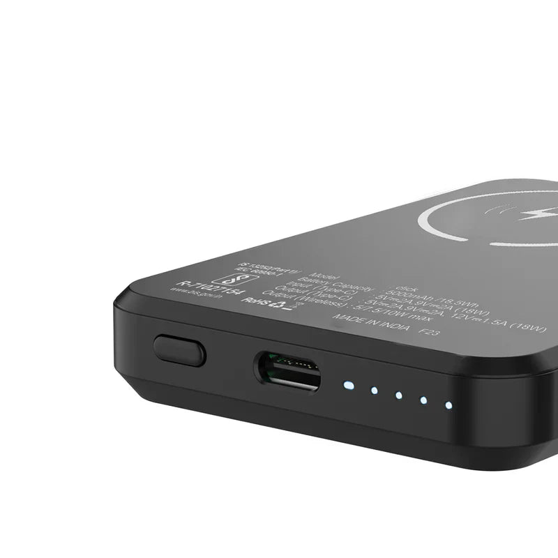 STUFFCOOL 5000 mAh 18 W Wired & Wireless With MagSafe Pocket Size Power Bank